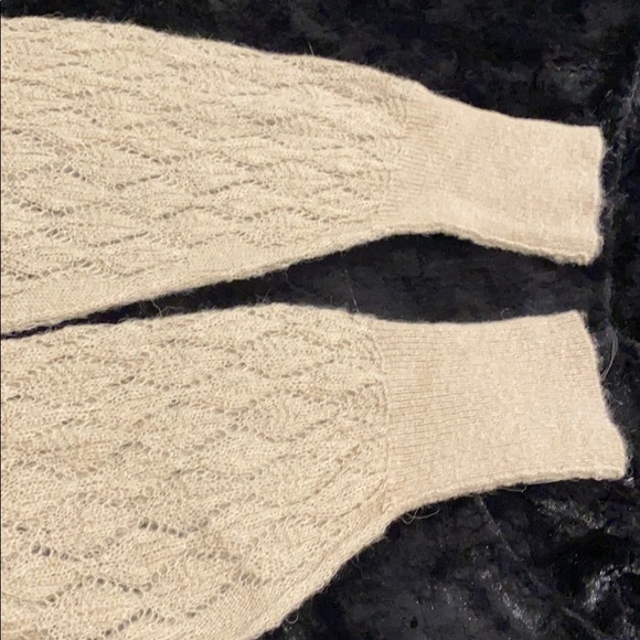 Free People Say Hello Tunic Sweater. - Picture 12 of 14